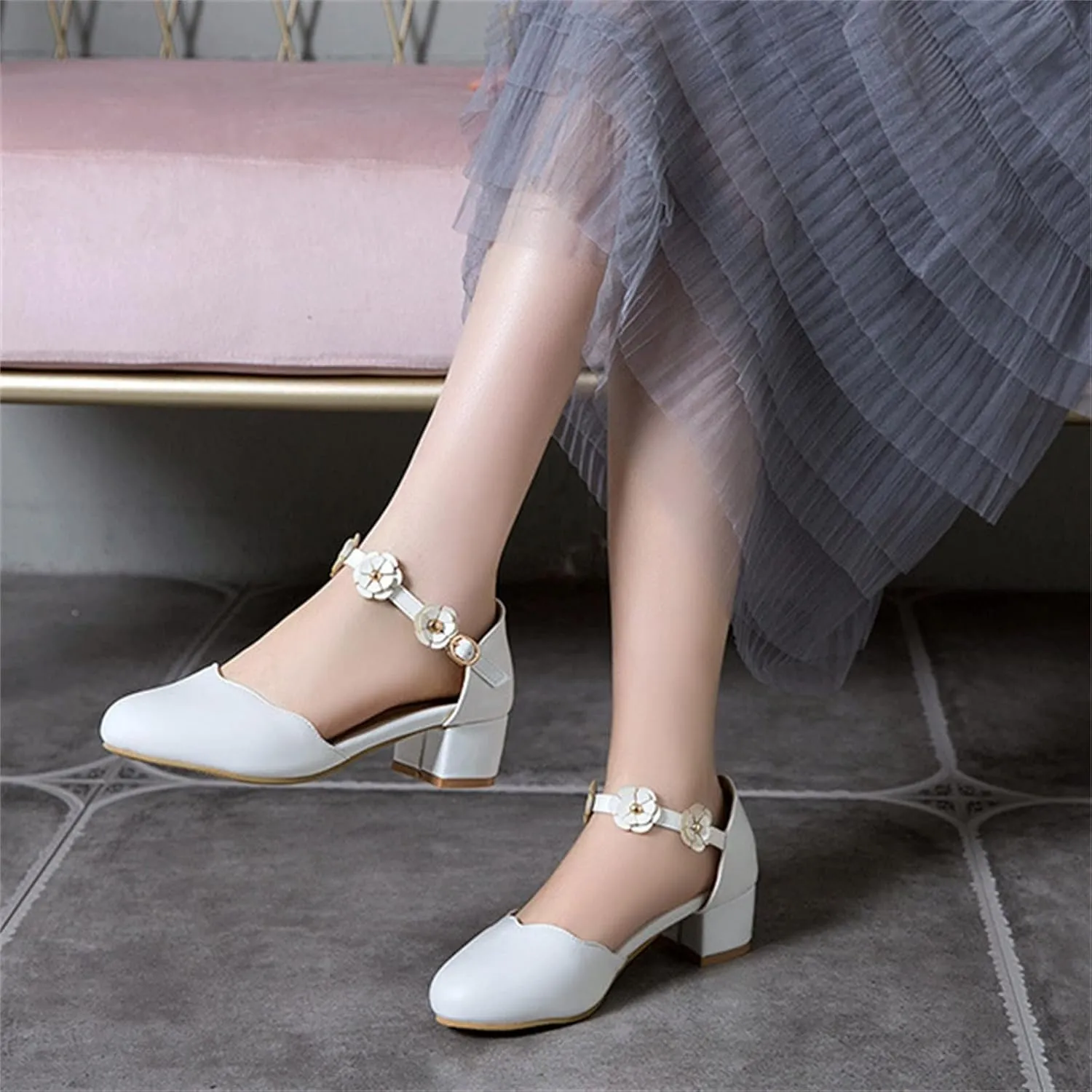 Big Kids Mary Jane Dress Shoes Girls Pumps Heels Flower High School Prom Shoes Ballet Girls Closed Toe Strap Sandals