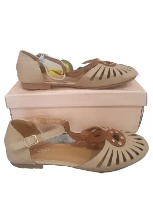 Filigree Ankle Strap Shoes