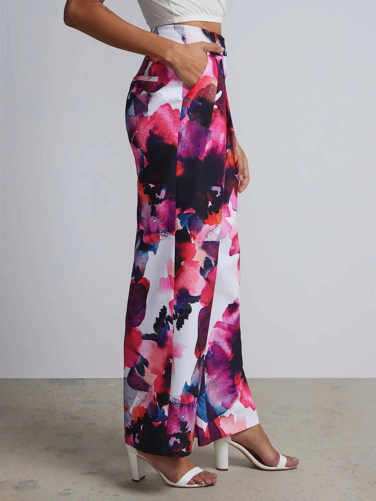Floral-Print High-Waisted Wide-Leg Pant